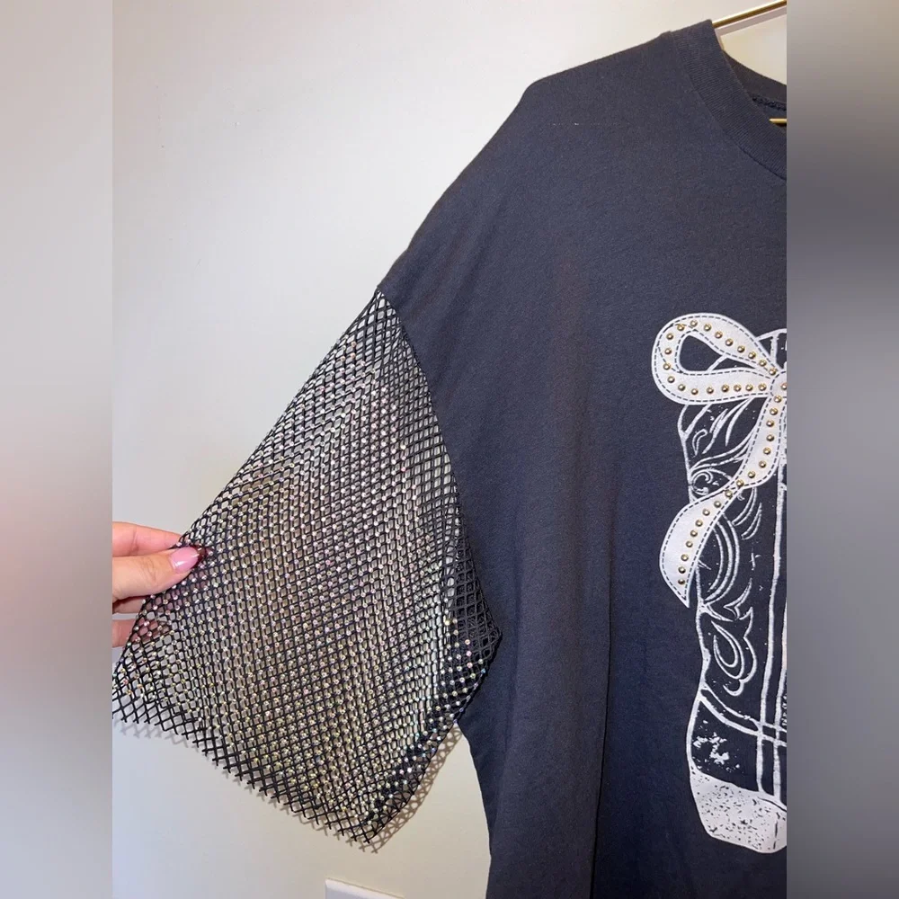 Threads On 9th Western Boots Graphic Tee w/ Rhinestone Mesh Sleeves XL - Picture 3 of 8